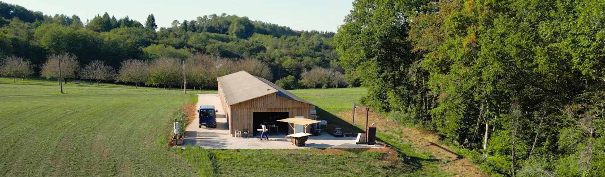 Work environnement - artiste - Atelier d'Art Jules Andrieu - Dordogne, France